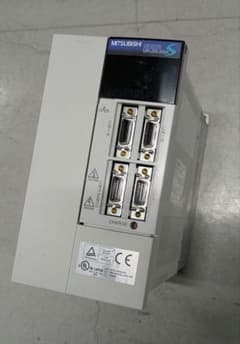 三菱電機 MITSUBISHI サーボアンプ MR-J2S-200A　中古のサムネイル