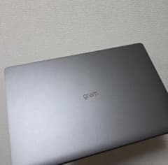 LG gram 軽量型 ノートパソコン 本体のサムネイル