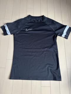 NIKE 黒　Tシャツ　（150相当）のサムネイル