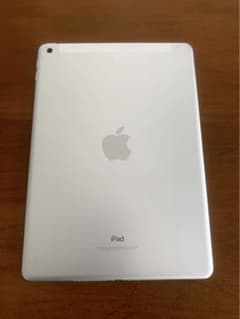iPad第6世代32G バッテリー最大容量97% 美品のサムネイル