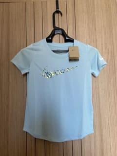 NIKE kids Tシャツ(Dri-fit)新品のサムネイル