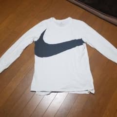 ナイキ　ビッグロゴ　ロンTのサムネイル