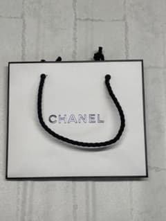 CHANEL ショップ袋 紙袋 ショッパーのサムネイル