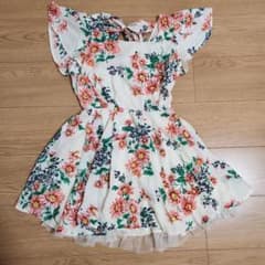 ご*こ様 INGNI フラワープリント ミニワンピース Mのサムネイル