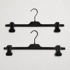 rick owens ハンガー　10本セット　リックオウエンス Rick Owens パンツ ハンガー 2本セット リックオウエンス - メルカリ