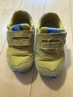 New Balance キッズ スニーカー イエロー　14cmのサムネイル