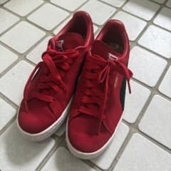 PUMA SUEDE レッド ブラック スニーカー　25cm メンズ　レディースのサムネイル