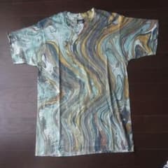 新品、未使用!!プリントTシャツのサムネイル