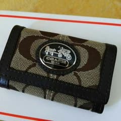 新品COACHキーケースのサムネイル