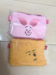 くまのプーさん もふもふポーシェット プーさん　ピグレット2種　ガチャガチャのサムネイル