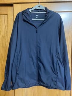 UNIQLOメンズナイロンパーカーLサイズのサムネイル