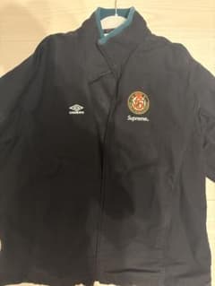 m*7様 Supreme Umbro ナイロンジャケット L - メルカリ