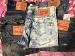 リーバイス　ジーパンまとめ売りのサムネイル