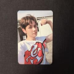 WayV BIG BANDS クン トレカ Photobook OFF ver.のサムネイル