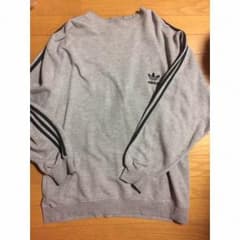 saya様専用 adidasトレーナーのサムネイル
