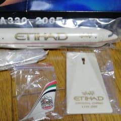 値下げ【新品】エティハド航空 Etihad モデルプレーン 1/200のサムネイル