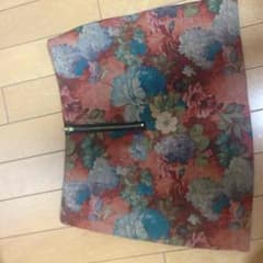 タイトスカートのサムネイル