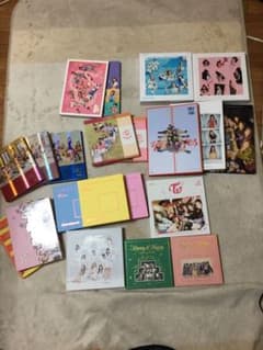 TWICE アルバム セットのサムネイル