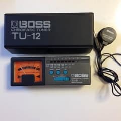 more2nd様専用 美品 BOSS TU-12 chromatictunerのサムネイル