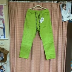 カラーパンツのサムネイル