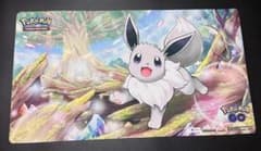 海外限定】ポケモンGO かがやくイーブイ プレイマット - メルカリ