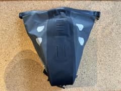 ORTLIEB 防水サドルバッグ ブラックのサムネイル
