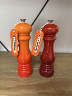 LE CREUSET ペッパーミル オレンジ 赤 セット - メルカリ
