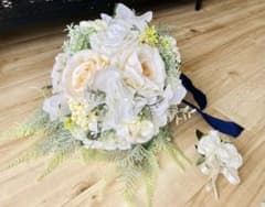 ウエディングブーケ 花嫁ブーケ バラ ブライダルブーケ ブートニアのサムネイル
