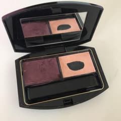 clé de peau BEAUTÉ アイシャドウのサムネイル