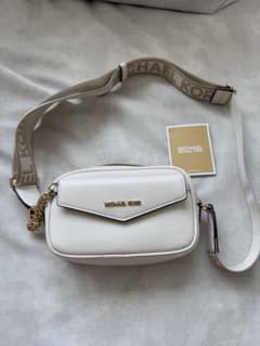 【お得】定価80,300円　MICHAEL KORS ショルダーバッグカメラ入れのサムネイル