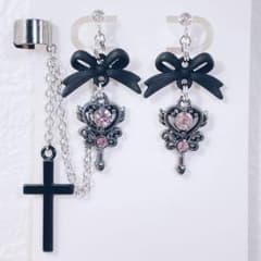 [750] Landmine-style mass-produced black pink heart walking stick earrings and ear cuffs