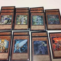 遊戯王 セイクリッドデッキ 3日間値下げのサムネイル