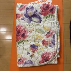 ［12月16日まで値下げ中］　花柄マルチカバーのサムネイル