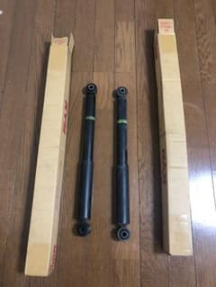 ハスラー 純正ショックアブソーバーのサムネイル