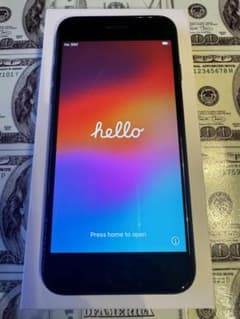 iPhonese第2世代128Gのサムネイル