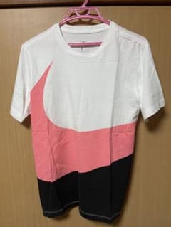 NIKE ナイキ Tシャツのサムネイル