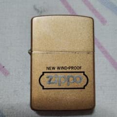 Zippo オイルライター NEW WIND-PROOF ゴールドカラーのサムネイル