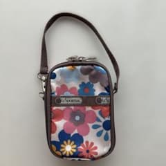 LeSportsac ポーチ ストラップ付き 花柄のサムネイル