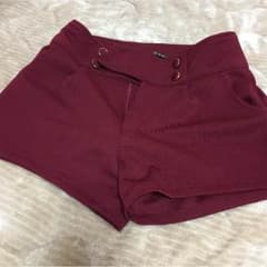ショートパンツのサムネイル