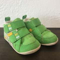 asics 13.5センチスニーカーのサムネイル