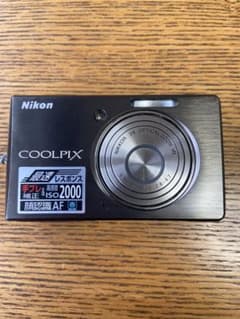 Nikon COOLPIX コンパクトデジタルカメラのサムネイル