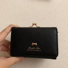 折りたたみ財布のサムネイル