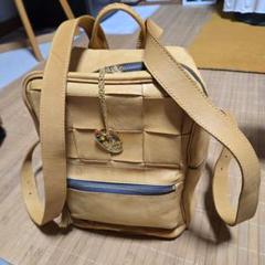 お値下げ不可。ロビタ イエローレザーバックパック 9月7日値上げ前特別割引。ロビタ イエローレザーバックパック