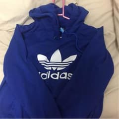 adidas パーカーのサムネイル
