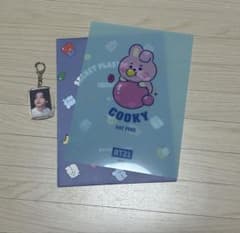BT21 シークレット下敷き&キーホルダーのサムネイル