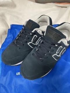 ポチ子さん❣️ via SANGACIO ネイビー スエード スニーカー US 4のサムネイル