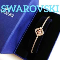 SWAROVSKI Una バングル クローバー ピンク ブレスレット - メルカリ