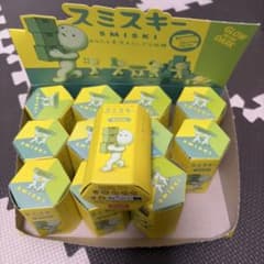 SMISKI Moving スミスキー ムービング　ボックス 12個入り　BOX SMISKI Moving スミスキー ムービング ボックス 12個入り BOX - メルカリ