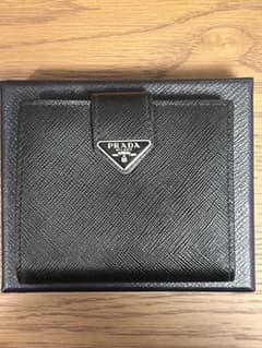 【美品・完品】PRADA サフィアーノタブ　2M0008 2DYGのサムネイル