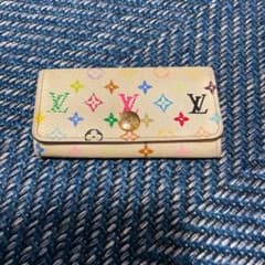 ルイヴィトン キーケースのサムネイル